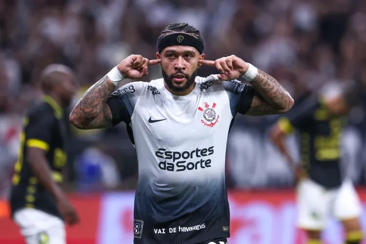 Corinthians podjął decyzję w sprawie Memphisa Depaya?