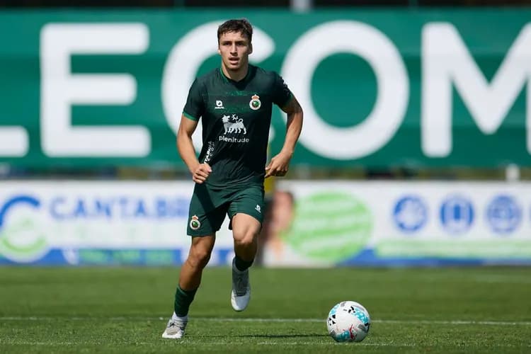 Jorge Salinas na celowniku Barcelony i Atletico