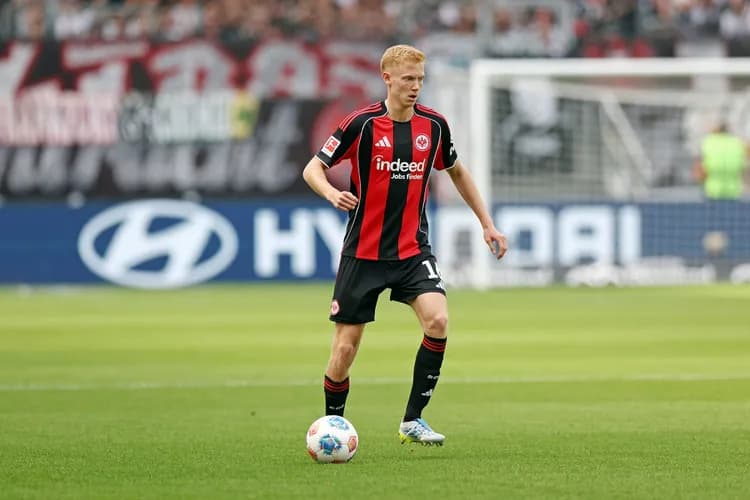 Larsson na celowniku Newcastle