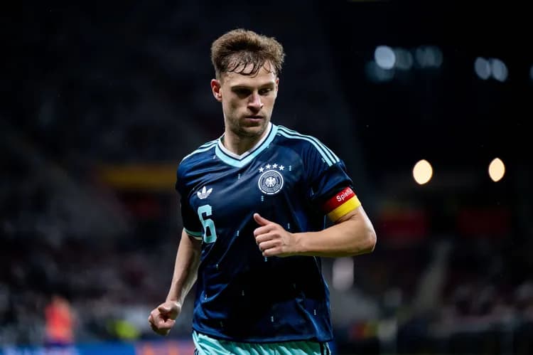 Kimmich był bliski odejścia z Bayernu!