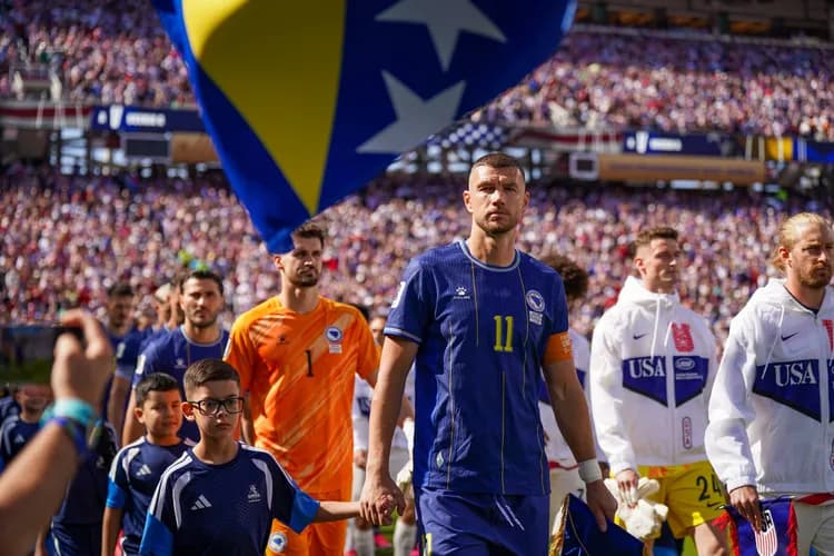Edin Dzeko KOŃCZY reprezentacyjną karierę❗
