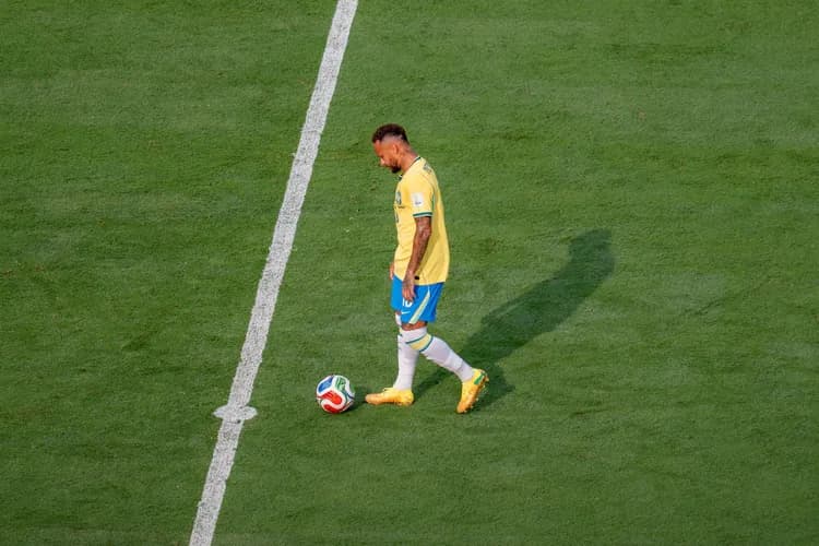 ZDRUZGOTANY NEYMAR ROZWAŻA ZAKOŃCZENIE KARIERY!