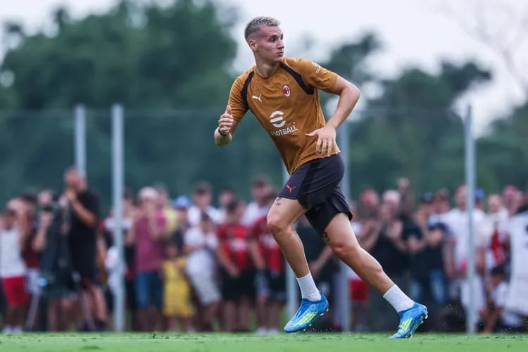 Milan przedłuża kontrakt z młodym talentem