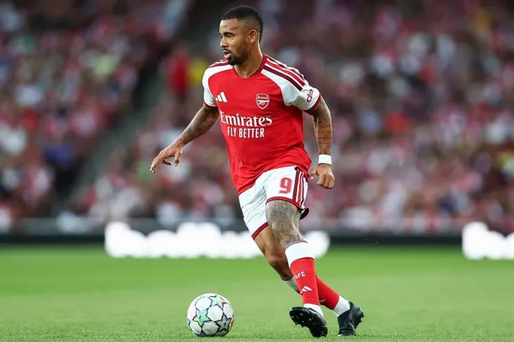 Gabriel Jesus debiutuje z 9 w Barcelonie