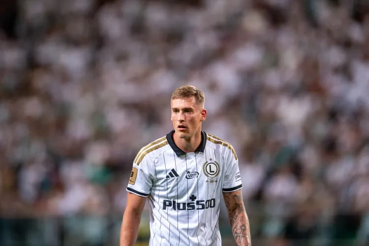 Legia zapłaciła wiele za Rajovicia. Co poszło nie tak?