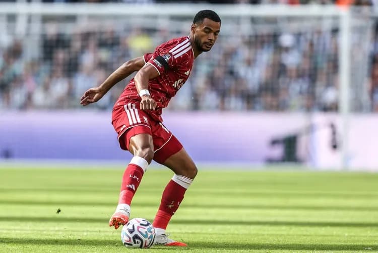 Cody Gakpo blisko Manchesteru City, Liverpool planuje zastępstwo