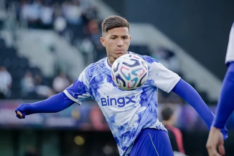 Manchester City dokonuje rekordowego transferu
