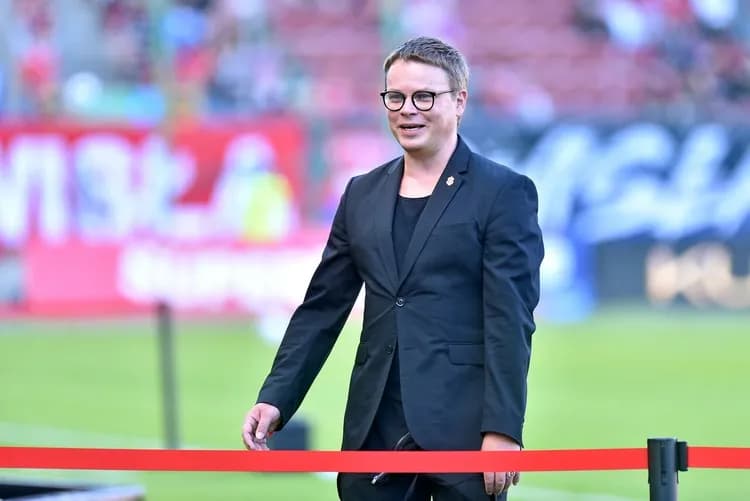 Wisła Kraków bez pośpiechu w poszukiwaniu nowego napastnika