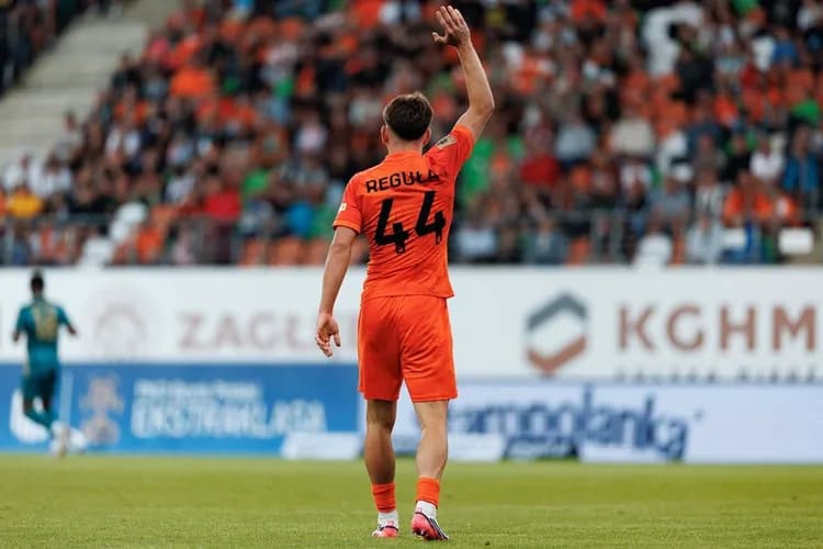 Marcel Reguła pozostaje w Polsce – Borussia zmienia plany