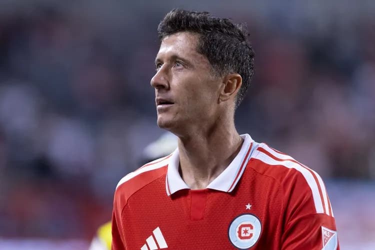 Raphinha w centrum uwagi. Lewandowski na dalszym planie?