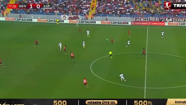 Adrian Benedyczak znowu bohaterem, Jan Urban ma twardy orzech do zgryzienia! [VIDEO]