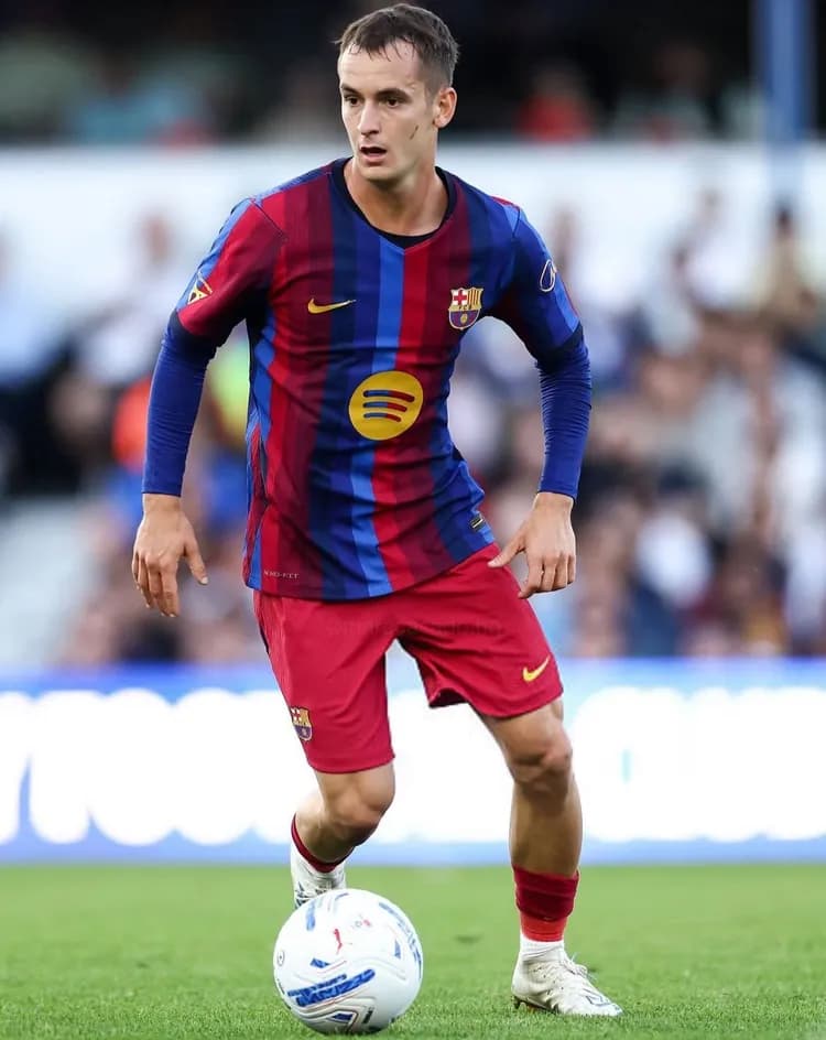 Kluby Premier League chcą tego zawodnika Barcelony!