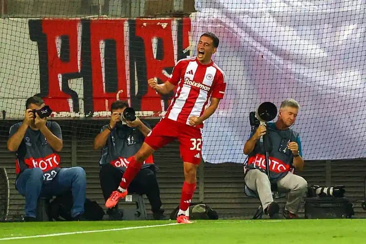 AE Larissa – Olympiakos: Typy, Analiza, Kursy 02.09.2026