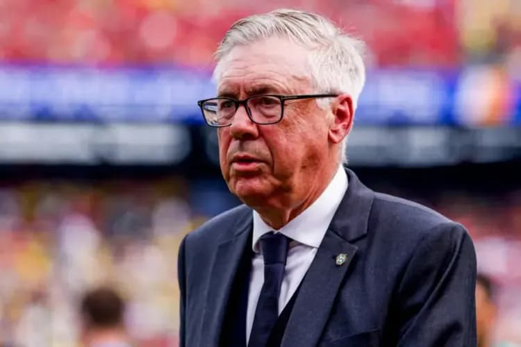 Carlo Ancelotti liderem zarobków wśród selekcjonerów