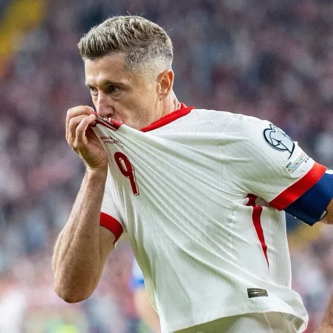 Wiemy w ilu meczach zagra Lewandowski podczas najbliższego zgrupowania!