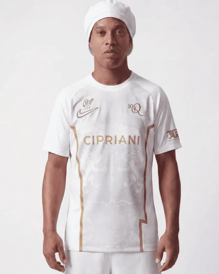 Klub z SERIE C nawiązał współpracę z Ronaldinho!