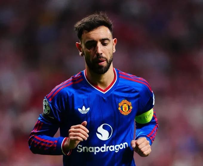 Carrick idzie na wojnę z Bruno Fernandesem?