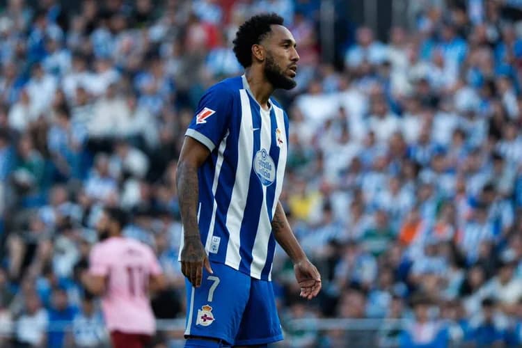 Aubameyang bohaterem, Deportivo pokonuje Villarreal
