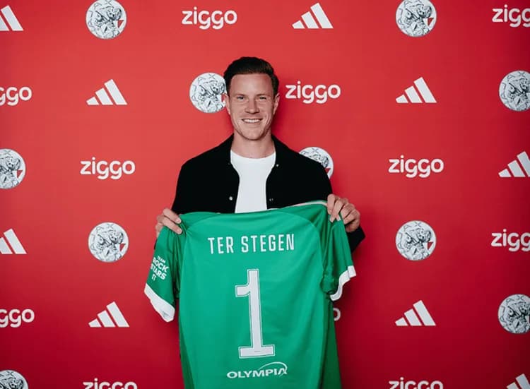 OFICJALNIE: Ter Stegen opuścił Barcelonę!