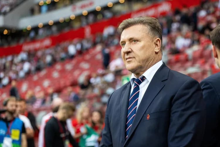 Cezary Kulesza o przyszłości Jana Urbana