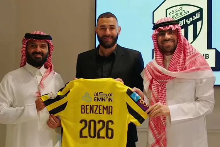 Nowe wieści w sprawie Benzemy! Taką propozycję kontraktową przedstawił mu klub 😳