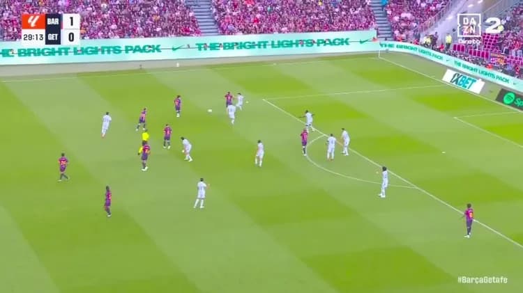 BARCELONA ZNÓW STRZELA❗Nowa "dziewiątka" z golem [VIDEO]