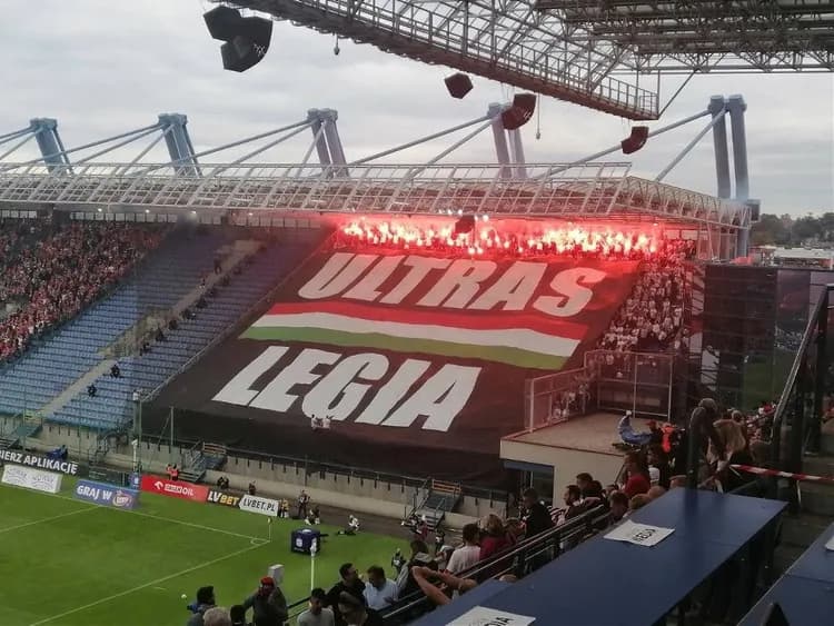 Wisła Kraków kwestionuje decyzję Legii o zamknięciu sektora gości