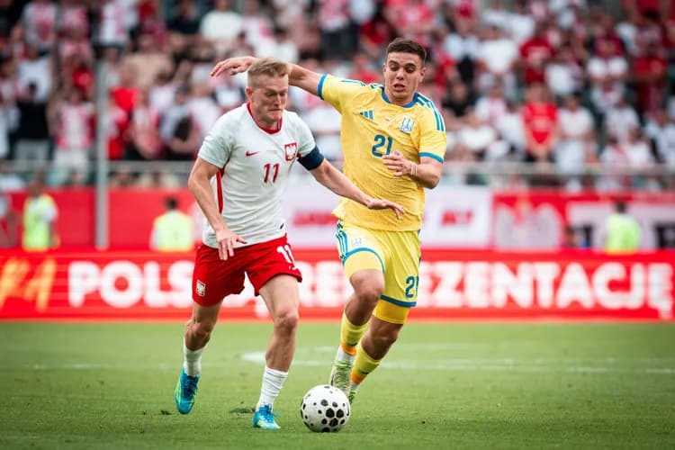 Tłumy kibiców na meczu Polska - Bośnia