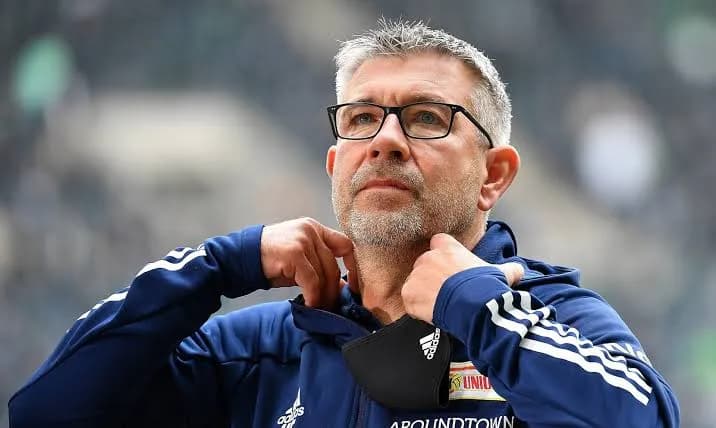 Powrót trenera do Bundesligi budzi emocje
