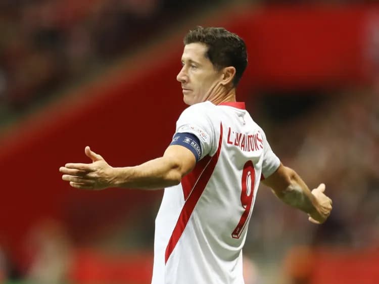 Robert Lewandowski zacznie na ławce?