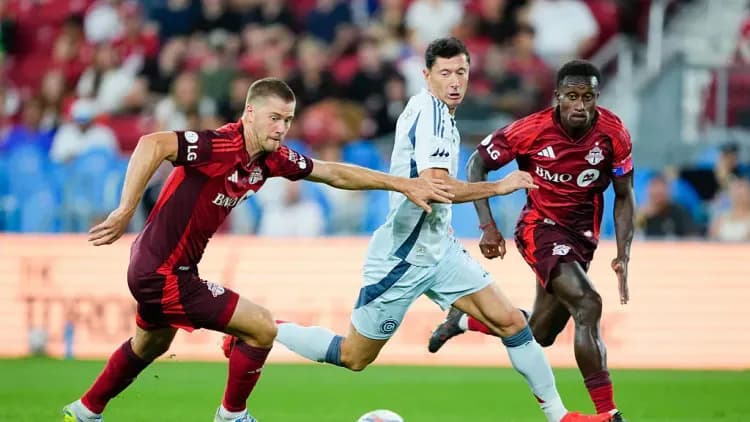 Emocjonujący remis Toronto z Chicago Fire