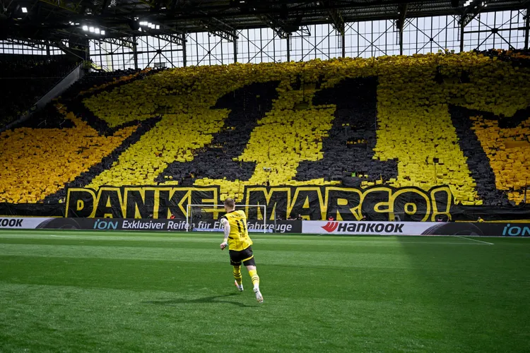 Pożegnalna oprawa kibiców Borussii Dortmund dla Marco Reusa