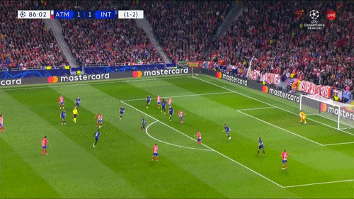 Płaski strzał Memphisa Depaya! 2:1! 