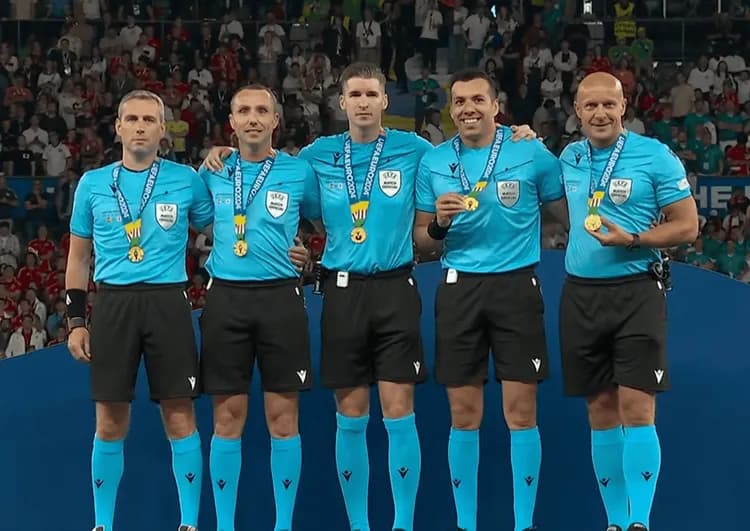 Dwóch Polaków z medalami za finał EURO 2024