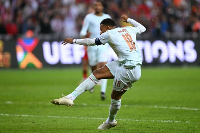 Kylian Mbappé znów odwiedził Paryż