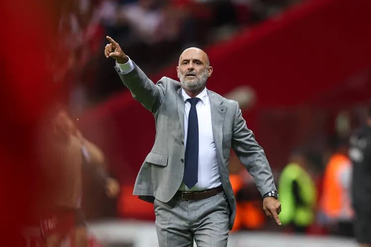 Sandecja Nowy Sącz pytała o Michała Probierza