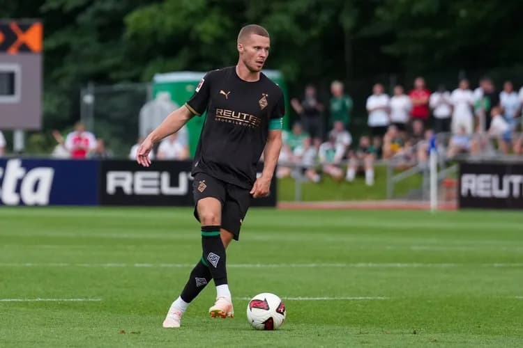 Nico Elvedi opuszcza Borussię Mgladbach, Jan Leszczyński z większymi szansami