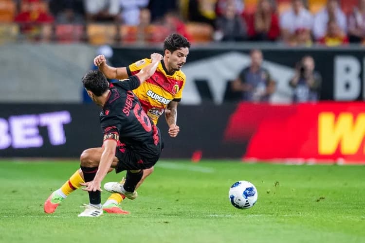 Widzew triumfuje w Białymstoku dzięki zmianie gry