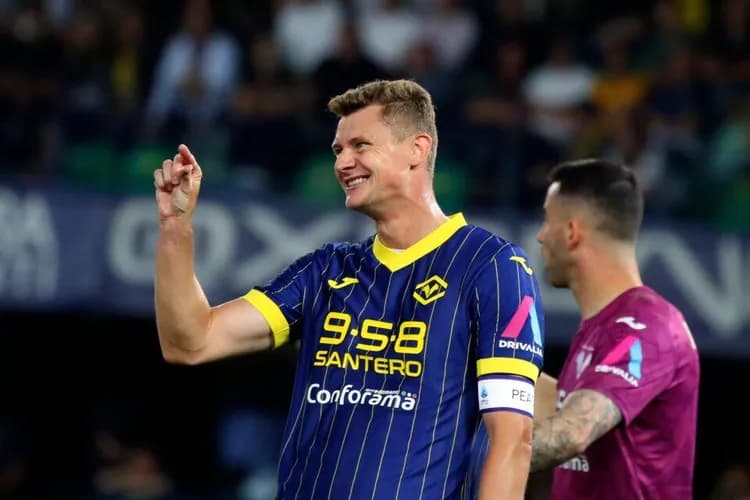 Paweł Dawidowicz wraca do Hellasu Verona