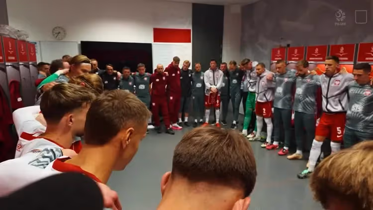 Przemowa Sebastiana Szymańskiego przed meczem z Rumunią!