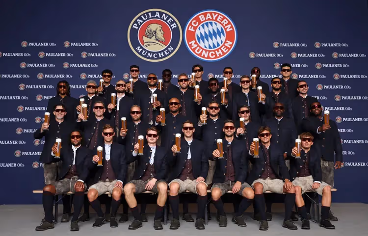 Bayern Monachium opublikował właśnie najlepsze zdjęcie drużynowe w historii
