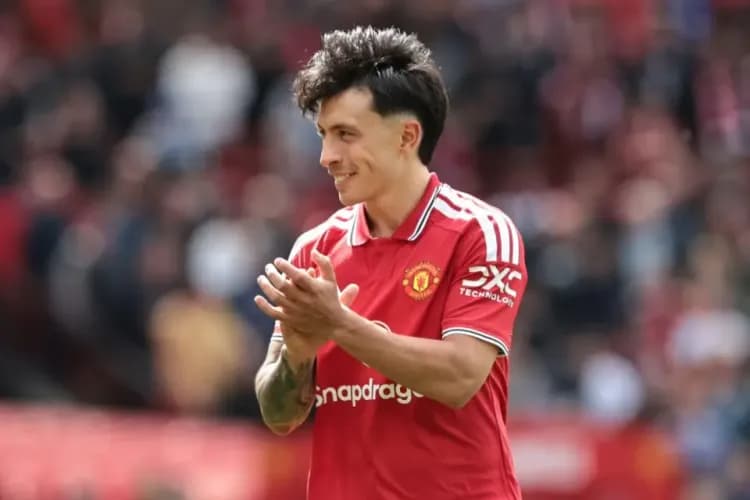 Konflikt w Manchesterze United: przyszłość Martineza zagrożona
