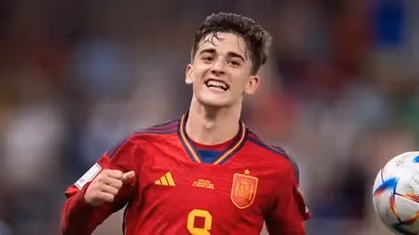 Gavi traci pozycję w Barcelonie przez transfer Rodriego