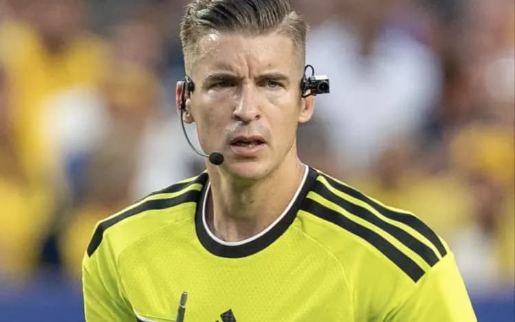 Fransuski sędzia poprowadzi starcie Roma-Real Madryt