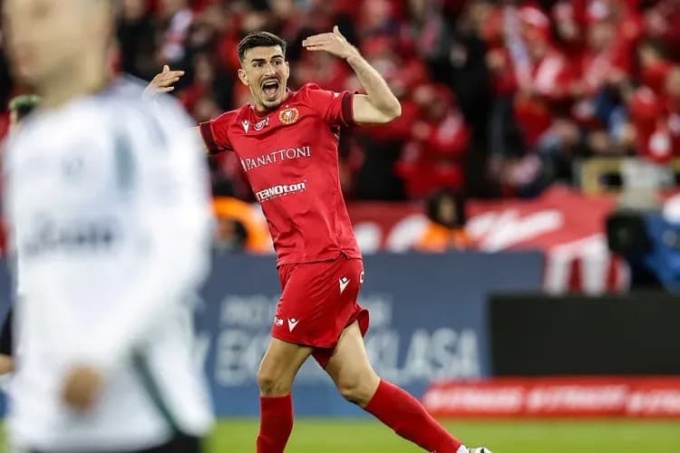 Śląsk Wrocław – Widzew Łódź: Typy, Analiza, Kursy 22.08.2026