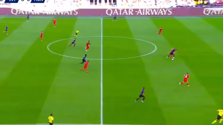 🚨 RAKIETA ZIEMIA-POWIETRZE W WYKONANIU ÇALHANOGLU! 1:0 DLA INTERU!