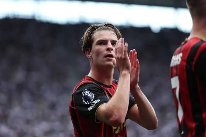 Chelsea i Liverpool rywalizują o młodą gwiazdę piłki