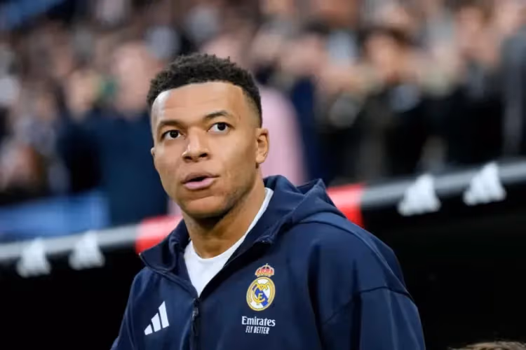 Mbappe rozważa zmianę klubu po dwóch latach w Realu